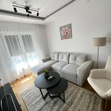 Apartman Star Lux Bijeljina Exterior photo