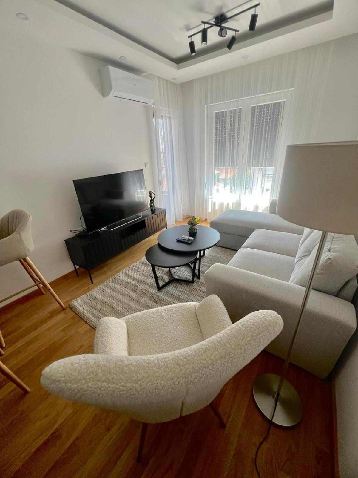 Star Lux Apartment Bijeljina